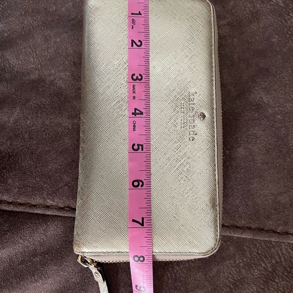 KATE SPADE Wallet - Picture 2 of 6